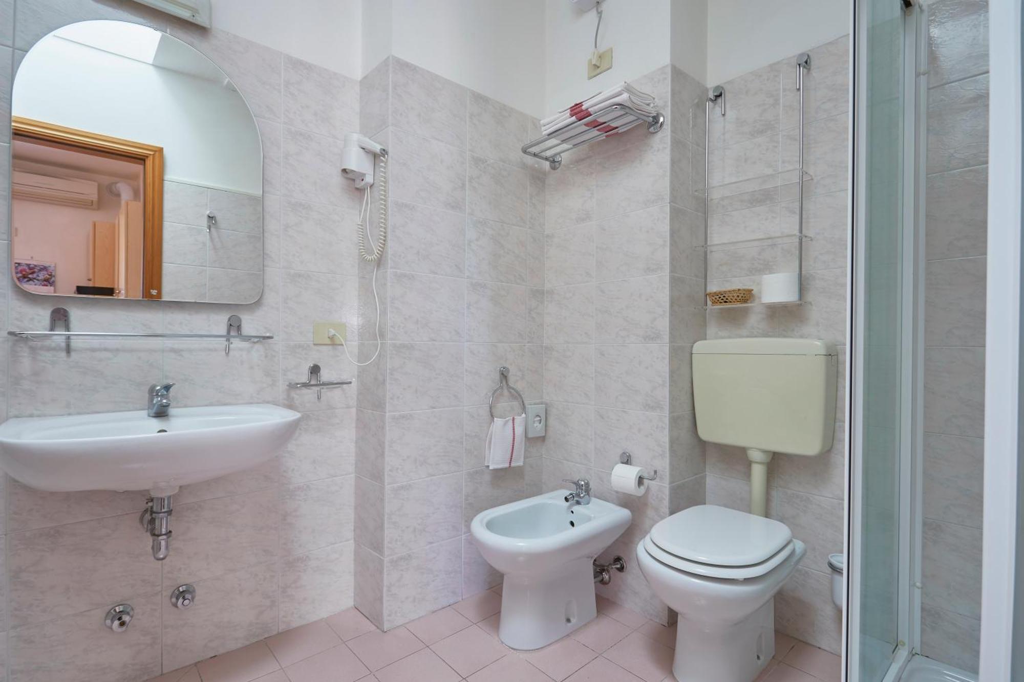 Residence Piccolo Мілано-Маріттіма Екстер'єр фото